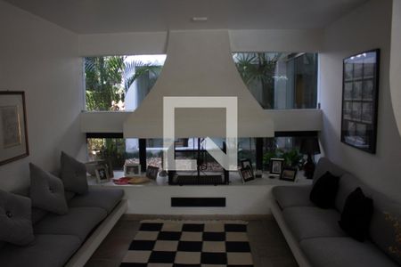 Sala 2 de casa à venda com 6 quartos, 520m² em Vila Tramontano, São Paulo