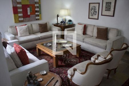 Sala 1 de casa à venda com 6 quartos, 520m² em Vila Tramontano, São Paulo