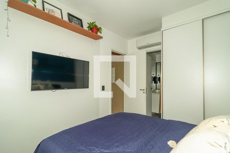 Quarto Suíte de apartamento à venda com 1 quarto, 42m² em Jardim do Salso, Porto Alegre