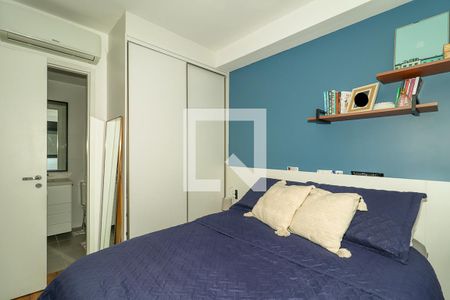 Quarto Suíte de apartamento à venda com 1 quarto, 42m² em Jardim do Salso, Porto Alegre