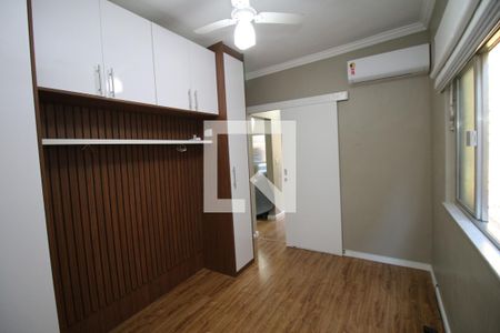 Quarto 2 de apartamento para alugar com 2 quartos, 75m² em Cordovil, Rio de Janeiro