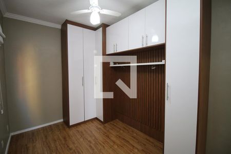 Quarto 2 de apartamento para alugar com 2 quartos, 75m² em Cordovil, Rio de Janeiro