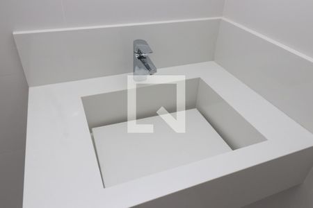 Apartamento à venda com 80m², 2 quartos e 2 vagasBanheiro da Suíte