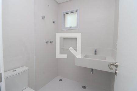 Apartamento à venda com 80m², 2 quartos e 2 vagasBanheiro da Suíte