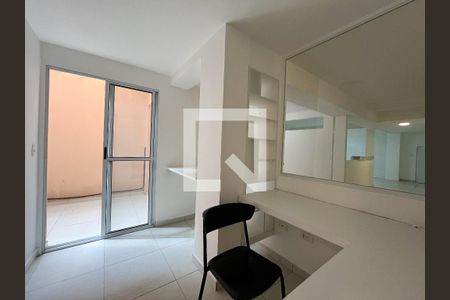 Quarto 2 de casa para alugar com 2 quartos, 110m² em Vila Clementino, São Paulo