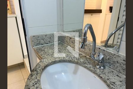 Casa para alugar com 110m², 2 quartos e sem vagaBanheiro 