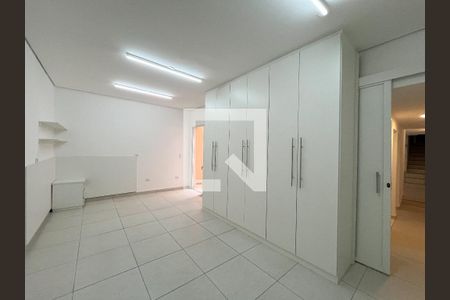 Quarto 1 de casa para alugar com 2 quartos, 110m² em Vila Clementino, São Paulo