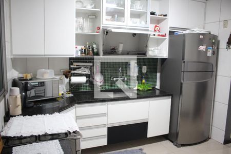 Apartamento à venda com 177m², 4 quartos e 2 vagasCozinha