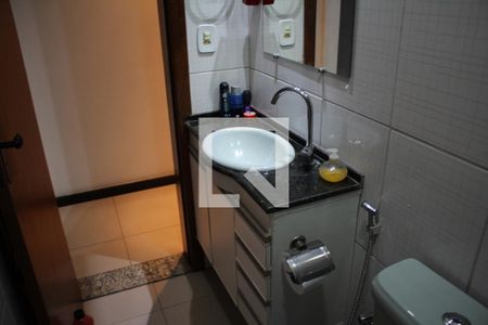 Apartamento à venda com 177m², 4 quartos e 2 vagasBanheiro