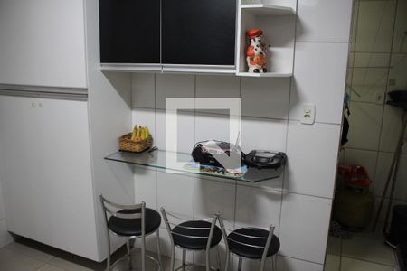 Apartamento à venda com 177m², 4 quartos e 2 vagasCozinha