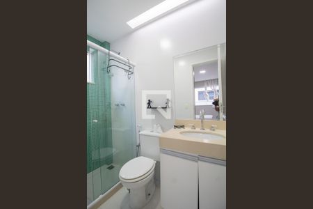 Banheiro Quarto 1 de casa de condomínio para alugar com 4 quartos, 280m² em Recreio dos Bandeirantes, Rio de Janeiro