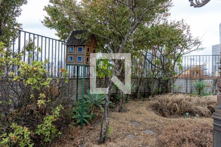 Apartamento à venda com 240m², 1 quarto e 1 vaga Apartamento à venda com 240m², 1 quarto e 1 vagaJardim