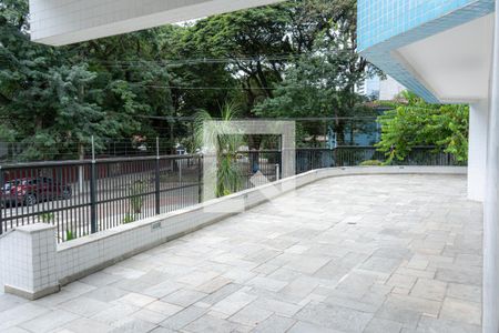 Apartamento à venda com 240m², 1 quarto e 1 vaga Apartamento à venda com 240m², 1 quarto e 1 vagaEntrada