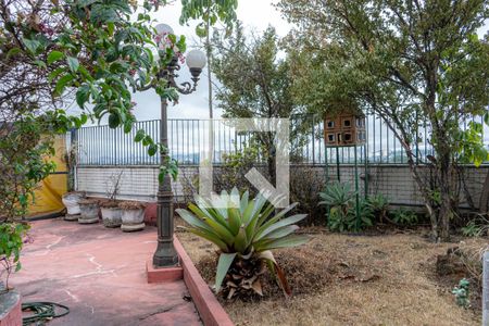 Apartamento à venda com 240m², 1 quarto e 1 vaga Apartamento à venda com 240m², 1 quarto e 1 vagaJardim