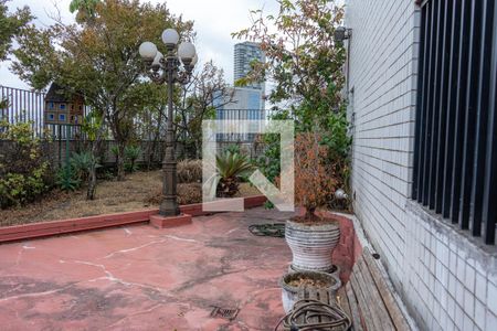 Apartamento à venda com 240m², 1 quarto e 1 vaga Apartamento à venda com 240m², 1 quarto e 1 vagaJardim