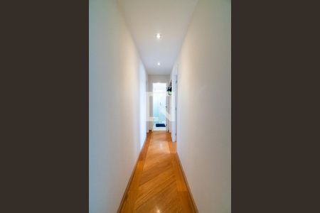 Apartamento para alugar com 128m², 3 quartos e 2 vagas Apartamento para alugar com 128m², 3 quartos e 2 vagasCorredor