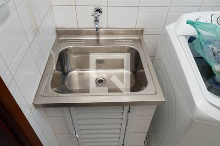 Casa à venda com 97m², 1 quarto e 1 vagaÁrea de serviço