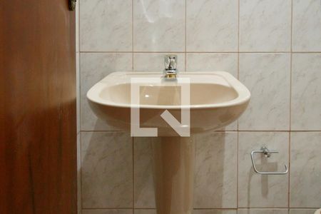 Casa à venda com 97m², 1 quarto e 1 vagaBanheiro Social