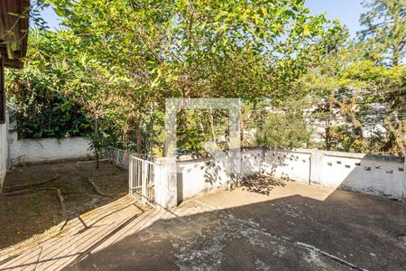 Casa à venda com 260m², 2 quartos e 2 vagas