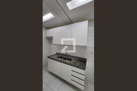 Apartamento para alugar com 93m², 2 quartos e 2 vagas Apartamento para alugar com 93m², 2 quartos e 2 vagasCozinha - Armários