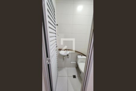 Apartamento para alugar com 93m², 2 quartos e 2 vagas Apartamento para alugar com 93m², 2 quartos e 2 vagasBanheiro de serviço