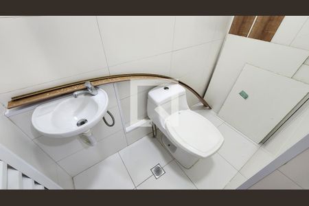 Apartamento para alugar com 93m², 2 quartos e 2 vagas Apartamento para alugar com 93m², 2 quartos e 2 vagasBanheiro de serviço