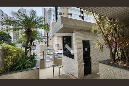 Jardim de apartamento para alugar com 2 quartos, 93m² em Pompéia, Santos