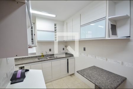 Apartamento à venda com 263m², 3 quartos e 2 vagasCozinha