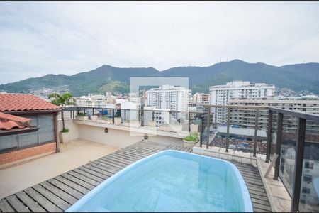 Apartamento à venda com 263m², 3 quartos e 2 vagasTerraço