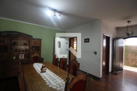 Sala de Jantar de casa à venda com 3 quartos, 385m² em Jardim dos Lagos, São Paulo