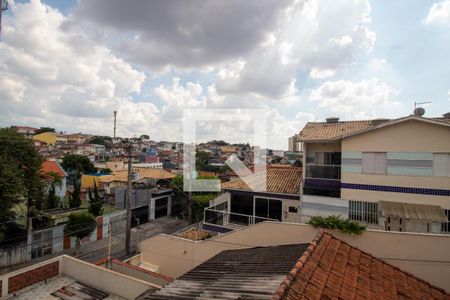Vista da Suíte 1 de casa de condomínio para alugar com 2 quartos, 78m² em Vila Polopoli, São Paulo