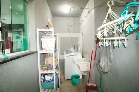 Casa à venda com 124m², 3 quartos e 2 vagasÁrea de Serviço