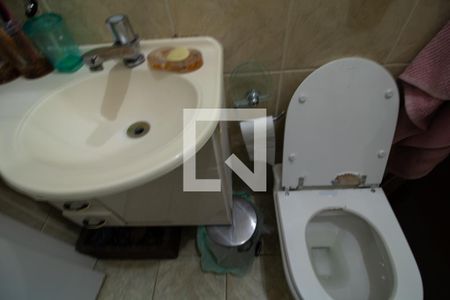 Casa à venda com 124m², 3 quartos e 2 vagasBanheiro