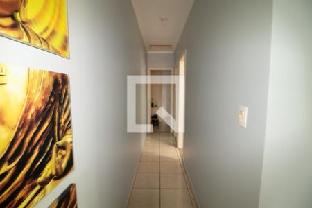 Casa à venda com 124m², 3 quartos e 2 vagasCorredor