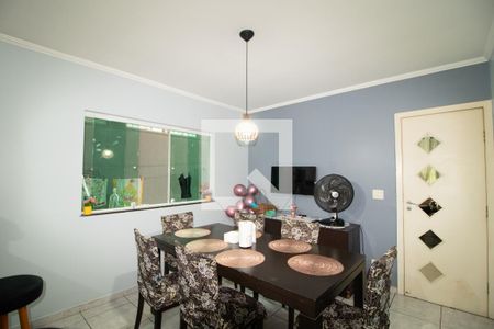 Casa à venda com 124m², 3 quartos e 2 vagasCopa