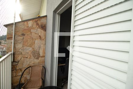 Varanda de casa à venda com 3 quartos, 124m² em Vila Mazzei, São Paulo