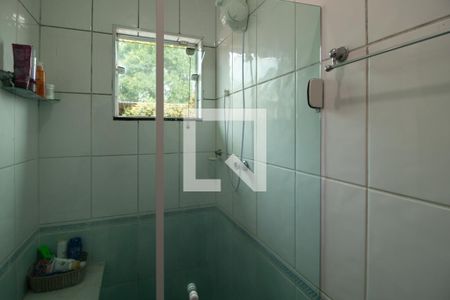 Casa à venda com 124m², 3 quartos e 2 vagasBanheiro da Suíte 1