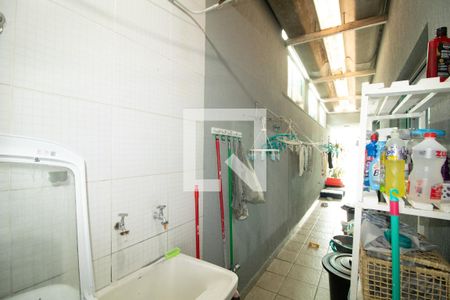 Casa à venda com 124m², 3 quartos e 2 vagasÁrea de Serviço