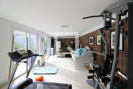 Casa à venda com 700m², 4 quartos e 5 vagasAcademia