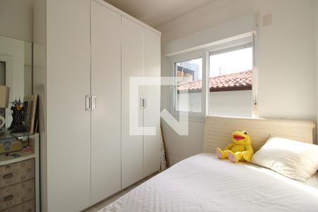 Casa à venda com 700m², 4 quartos e 5 vagasQuarto