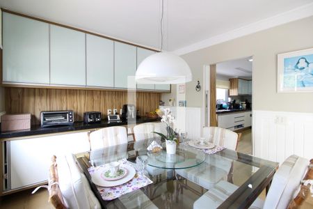 Casa à venda com 700m², 4 quartos e 5 vagasDetalhe da cozinha