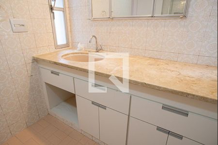 Apartamento à venda com 128m², 4 quartos e 1 vagaBanheiro da Suíte