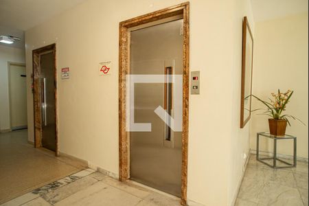 Apartamento à venda com 128m², 4 quartos e 1 vagaÁrea comum - Elevadores