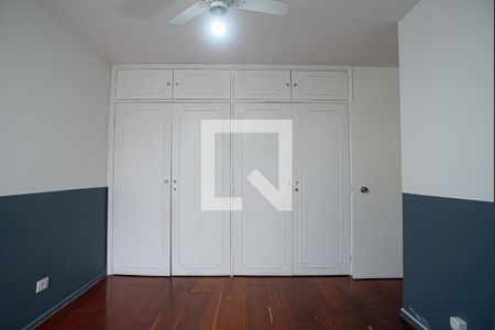 Apartamento à venda com 128m², 4 quartos e 1 vagaQuarto 2