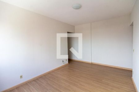 Sala de apartamento à venda com 2 quartos, 61m² em Vila Osasco, Osasco