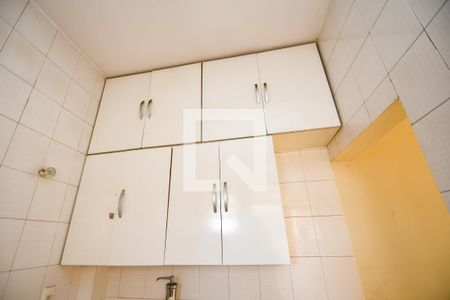 Apartamento para alugar com 78m², 2 quartos e sem vagaCozinha - Armários