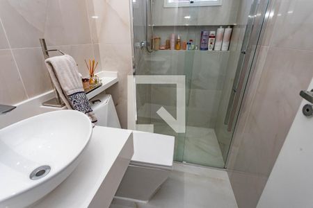 Apartamento à venda com 80m², 2 quartos e 1 vagaBanheiro 