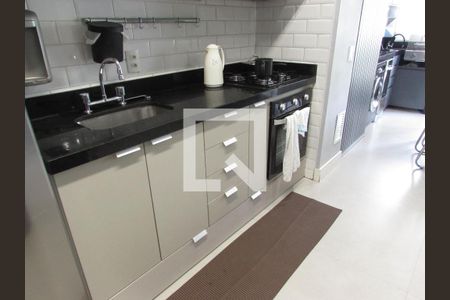 Cozinha de apartamento para alugar com 2 quartos, 57m² em Vila Andrade, São Paulo