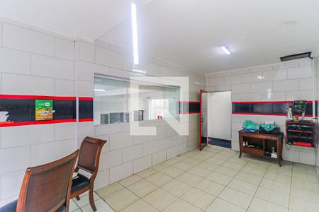 Casa para alugar com 371m², 16 quartos e 16 vagasEscritório