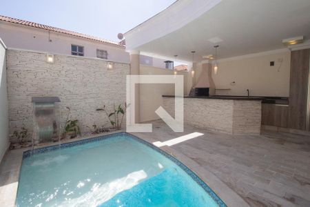 Casa de condomínio para alugar com 115m², 3 quartos e 2 vagasQuintal e piscina